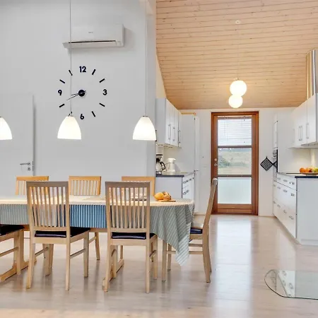 Holiday home Finna - 1km From The Sea In Nw Jutland By Interhome