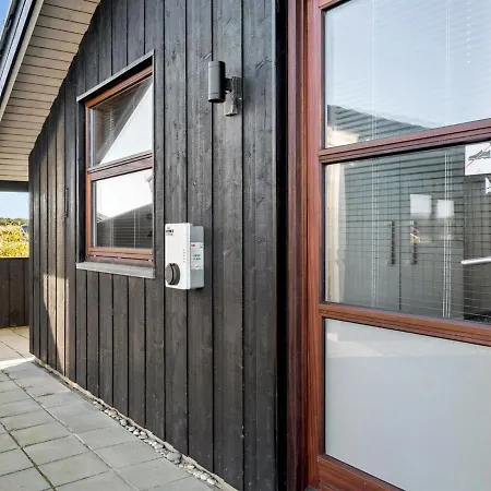 Finna - 1km From The Sea In Nw Jutland By Interhome Holiday home