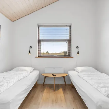 Nyaraló Finna - 1km From The Sea By Interhome