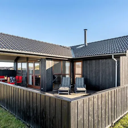 Finna - 1km From The Sea By Interhome Hirtshals